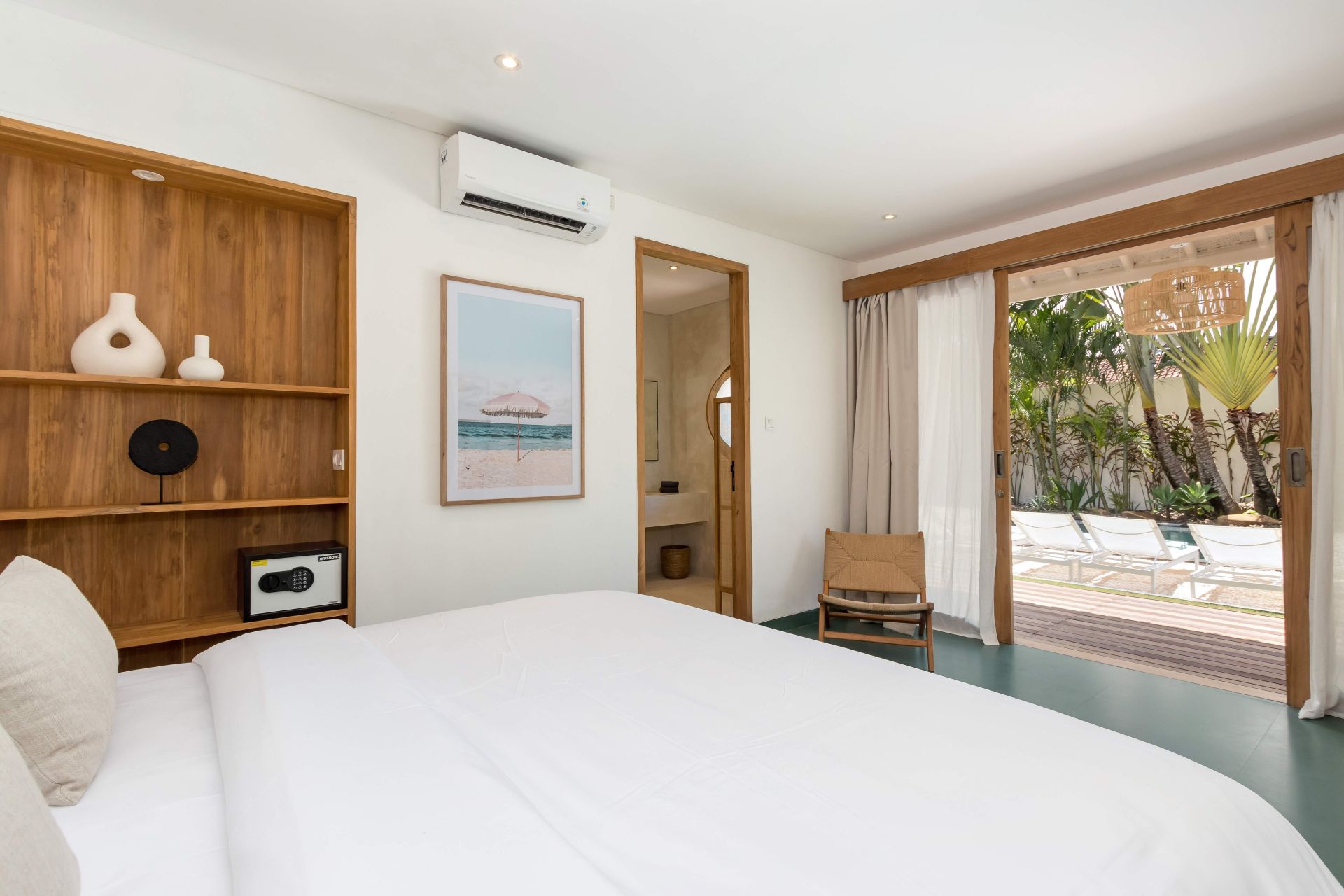 bedroom-villa-bali-manis-2.jpg