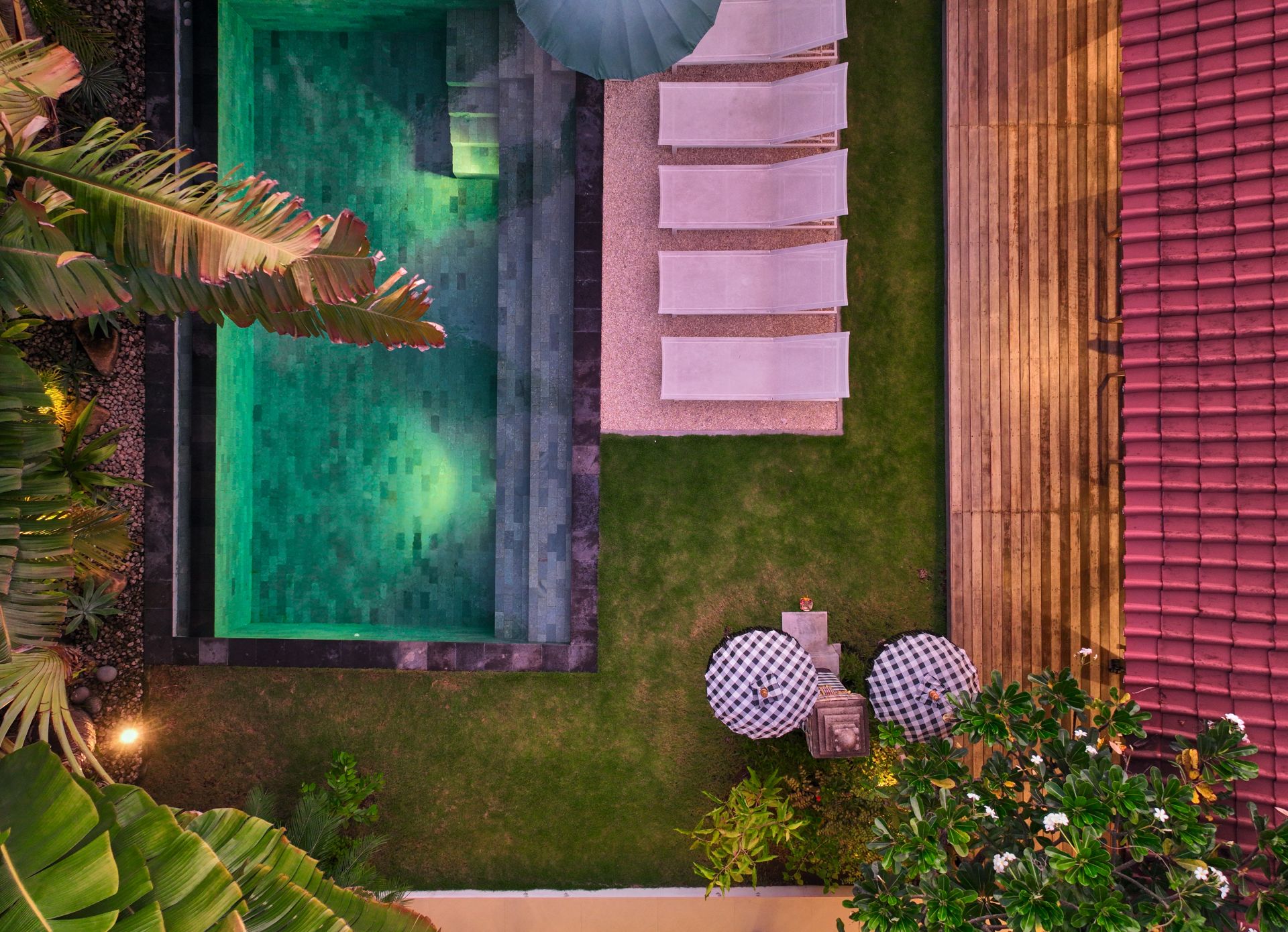 pool-villa-bali-manis-16.jpg