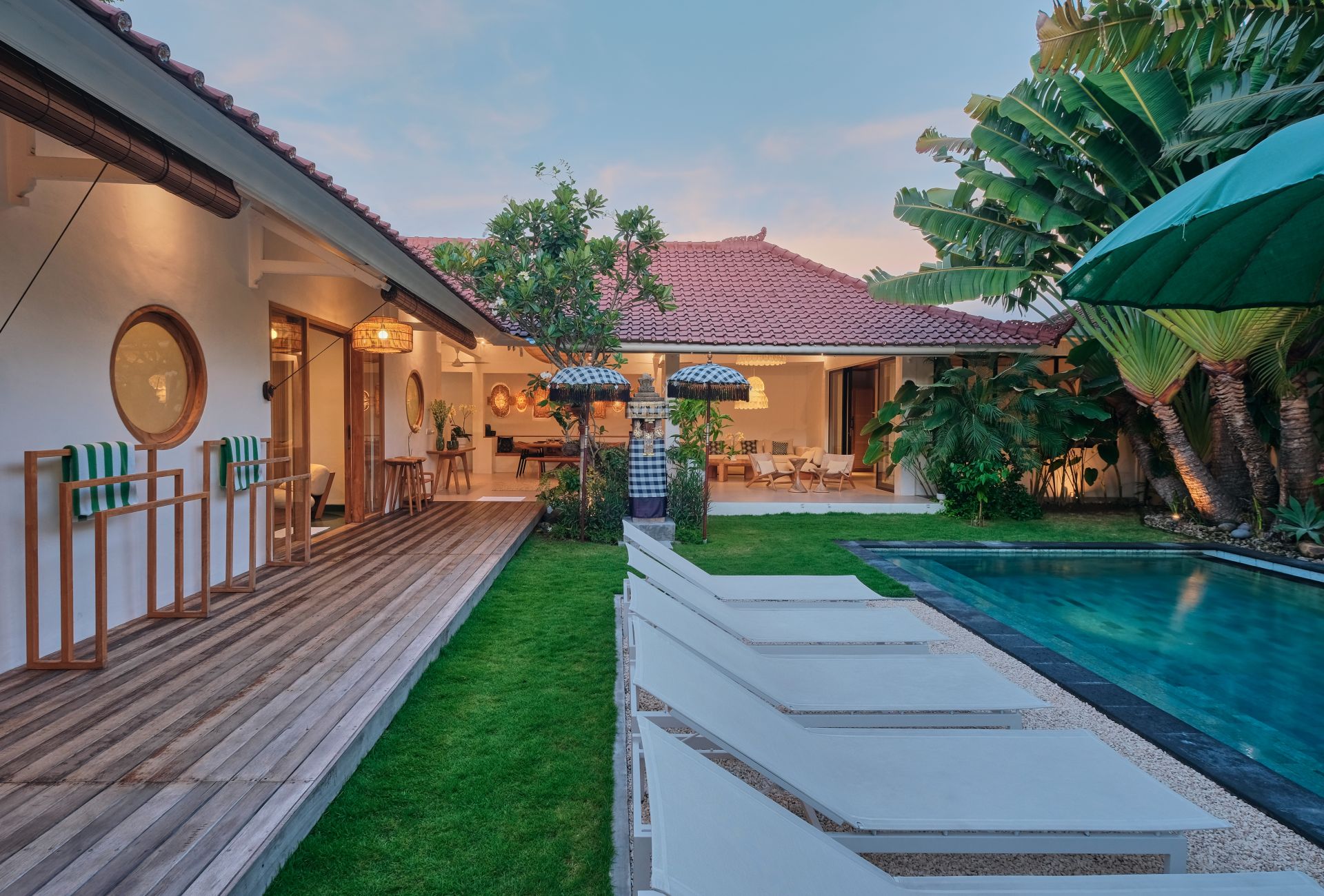 pool-villa-bali-manis.jpg